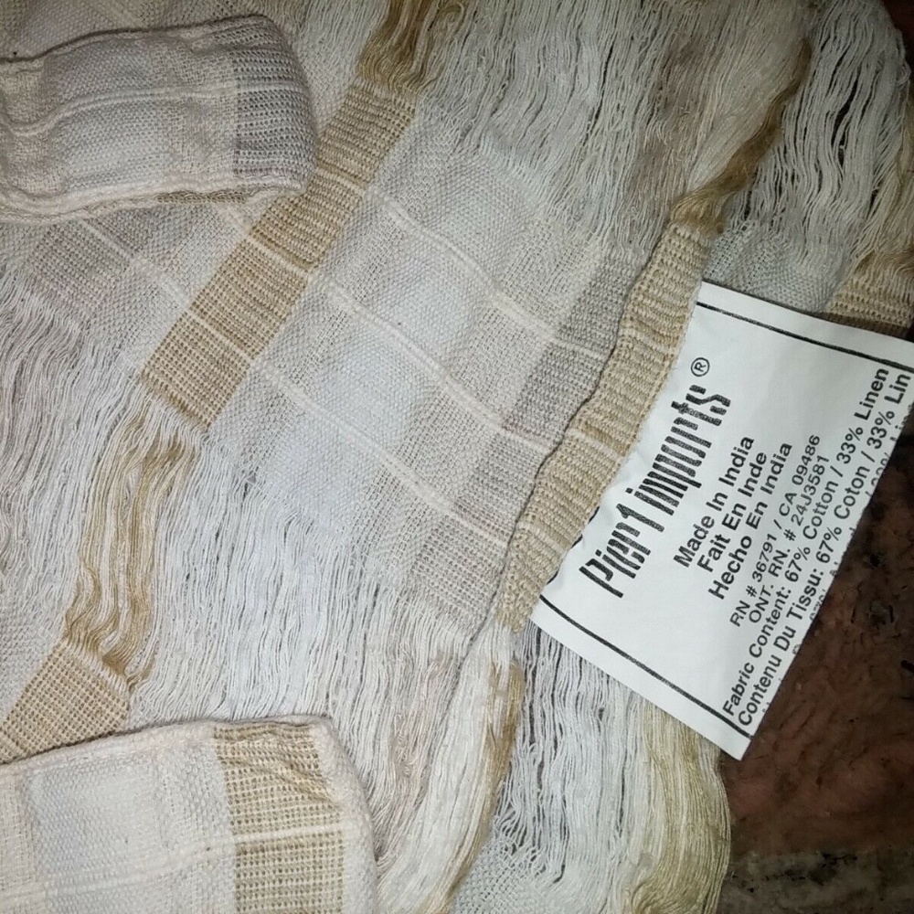 1- Pier 1 Imports Linen Blend Curtain Panel 42x80' - Picture 2 of 6